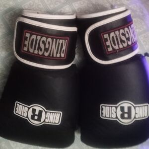 Bowr training gloves